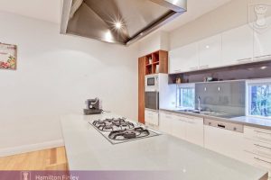 1/39 Britten Street, GLEN IRIS, VIC 3146 AUS