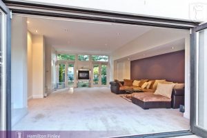 1/39 Britten Street, GLEN IRIS, VIC 3146 AUS