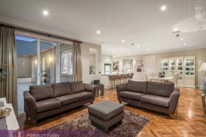 89 Broughton Road, SURREY HILLS, VIC 3127 AUS