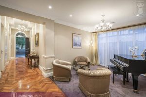 89 Broughton Road, SURREY HILLS, VIC 3127 AUS