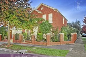 22 Monash Grove, BLACKBURN SOUTH, VIC 3130 AUS
