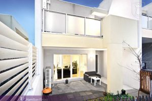 8/798 Elgar Road, DONCASTER, VIC 3108 AUS