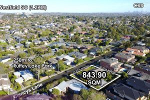 13 Clancys Lane, DONCASTER, VIC 3108 AUS