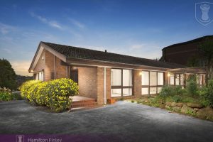 13 Clancys Lane, DONCASTER, VIC 3108 AUS