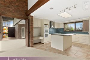 13 Clancys Lane, DONCASTER, VIC 3108 AUS