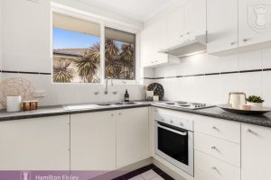 8/35 Grange Road, FAIRFIELD, VIC 3078 AUS