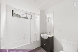 2/24 Burton Avenue, CLAYTON, VIC 3168 AUS