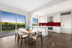 20 Royal Oak Court, MULGRAVE, VIC 3170 AUS