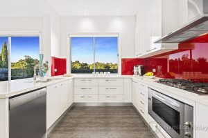 20 Royal Oak Court, MULGRAVE, VIC 3170 AUS