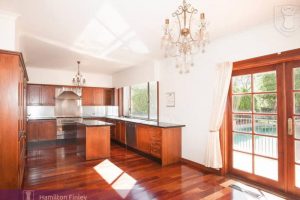 33 Chelmsford Street, BALWYN NORTH, VIC 3104 AUS