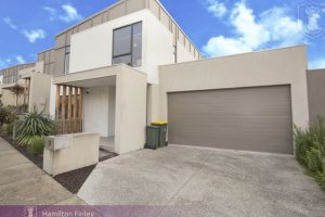 9 Muyan Circuit, BURWOOD, VIC 3125 AUS