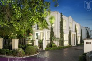 1/38 Kintore Crescent, BOX HILL, VIC 3128 AUS