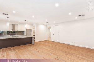 2/4 Morris Street, BALWYN NORTH, VIC 3104 AUS