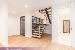 2/4 Morris Street, BALWYN NORTH, VIC 3104 AUS