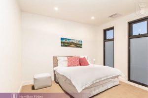 2/4 Morris Street, BALWYN NORTH, VIC 3104 AUS