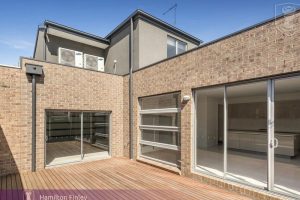 4 Charlottes Way, FOREST HILL, VIC 3131 AUS