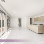 4 Charlottes Way, FOREST HILL, VIC 3131 AUS
