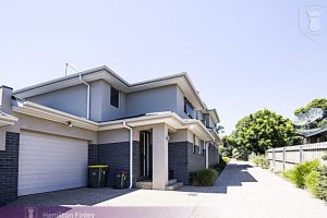 2/8 La Frank Street, BURWOOD, VIC 3125 AUS