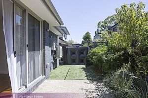 2/8 La Frank Street, BURWOOD, VIC 3125 AUS