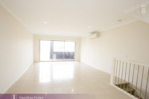 10 Barncroft Crescent, KEYSBOROUGH, VIC 3173 AUS