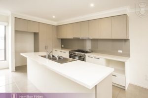 10 Barncroft Crescent, KEYSBOROUGH, VIC 3173 AUS