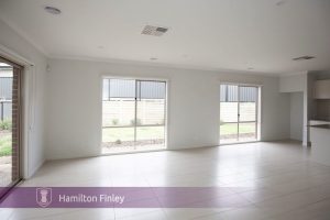 17 Plough Street, MERNDA, VIC 3754 AUS