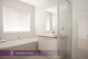 17 Plough Street, MERNDA, VIC 3754 AUS