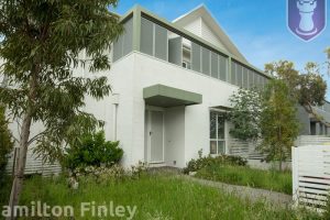 67 Surrey Road, BLACKBURN NORTH, VIC 3130 AUS