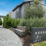 67 Surrey Road, BLACKBURN NORTH, VIC 3130 AUS