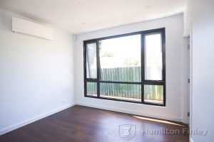 2/5 Barrina Street, BLACKBURN SOUTH, VIC 3130 AUS