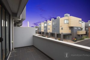7 Aiary Grove, THORNBURY, VIC 3071 AUS