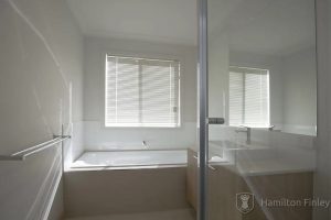 2 Grosset Way, POINT COOK, VIC 3030 AUS
