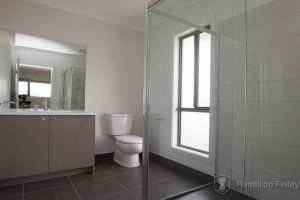 1 Roundhay Crescent, POINT COOK, VIC 3030 AUS