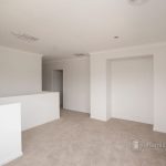 1 Roundhay Crescent, POINT COOK, VIC 3030 AUS
