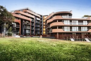 301C/3 Snake Gully Drive, BUNDOORA, VIC 3083 AUS
