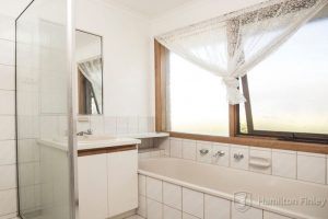 1/6 Chatterley Court, FRANKSTON, VIC 3199 AUS