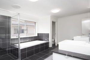 17 Newport Avenue, WILLIAMS LANDING, VIC 3027 AUS