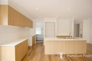 27 Yosemite Street, POINT COOK, VIC 3030 AUS
