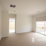 27 Yosemite Street, POINT COOK, VIC 3030 AUS