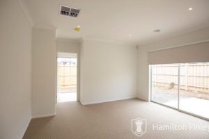 27 Yosemite Street, POINT COOK, VIC 3030 AUS
