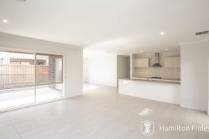 11 Pleasant Way, KEYSBOROUGH, VIC 3173 AUS
