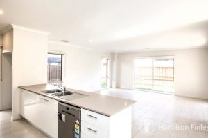 11 Pleasant Way, KEYSBOROUGH, VIC 3173 AUS