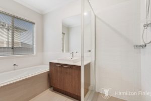 22 Reynolds Circuit, MERNDA, VIC 3754 AUS