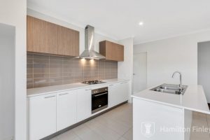 22 Reynolds Circuit, MERNDA, VIC 3754 AUS
