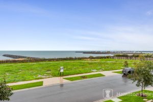 35 Starboard Way, WERRIBEE SOUTH, VIC 3030 AUS
