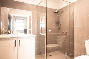 1A Davis Street, DONCASTER, VIC 3108 AUS