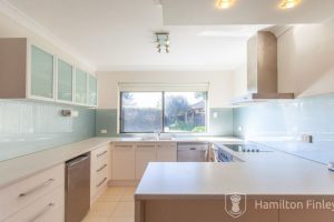 9 Hillingdon Crescent, DONCASTER, VIC 3108 AUS