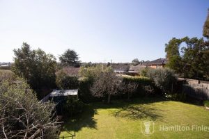 9 Hillingdon Crescent, DONCASTER, VIC 3108 AUS