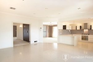 9 Hillingdon Crescent, DONCASTER, VIC 3108 AUS