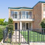 45 Herriotts Boulevard, GLEN WAVERLEY, VIC 3150 AUS